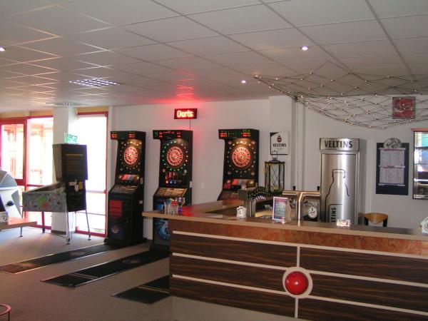 Bowling-Center-Kirchen ::.soviel mehr als nur bowlen!